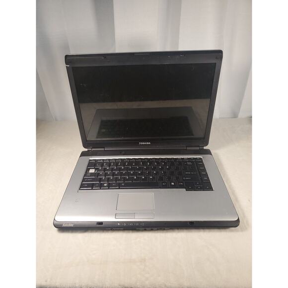 Toshiba Satellite L305-S5940 Model PSLC8U-04601W‎ - Picture 1 of 6